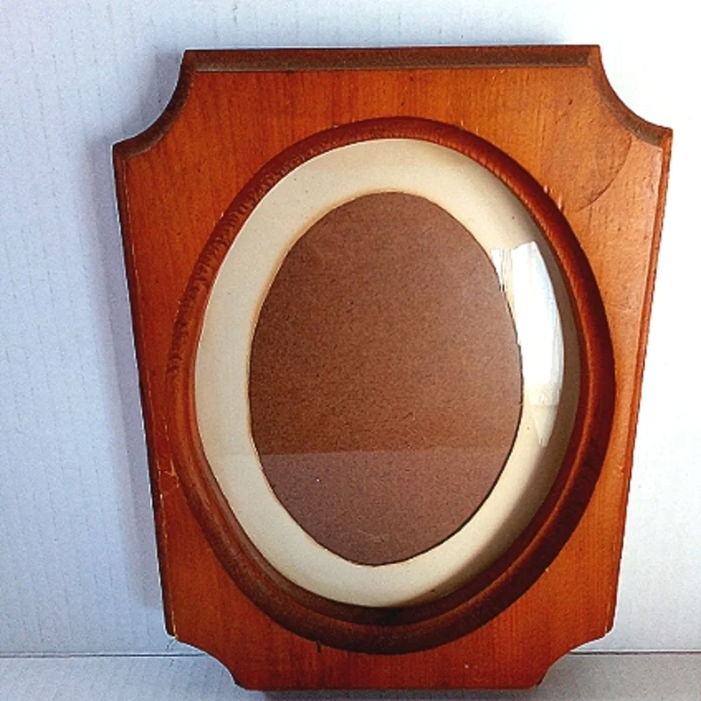 Vintage real wood 5x7 picture frame